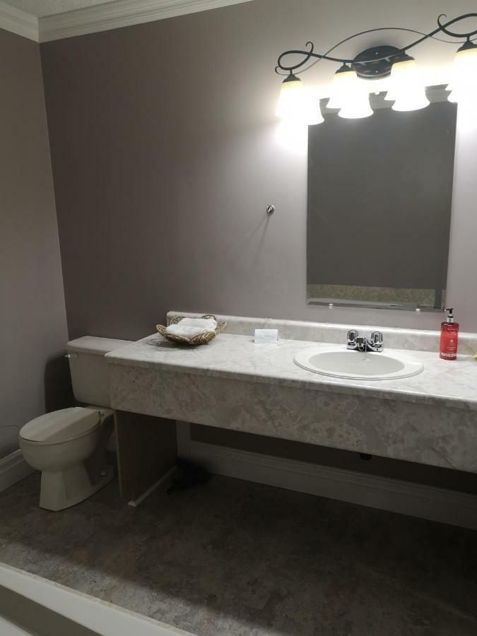Seaport Inn Port Union Dış mekan fotoğraf